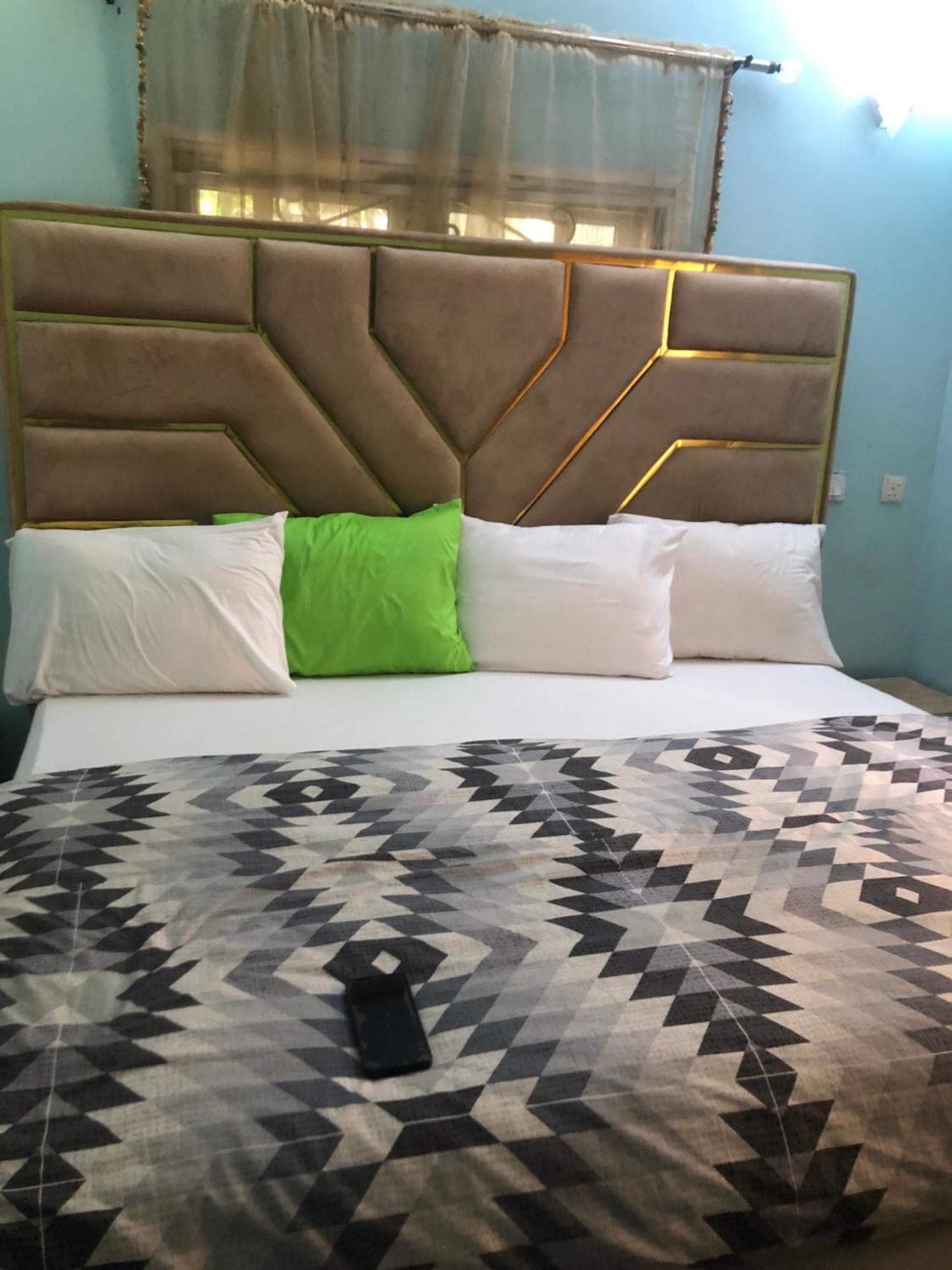Luxury Place Hotel And Apartments Abuja Ngoại thất bức ảnh